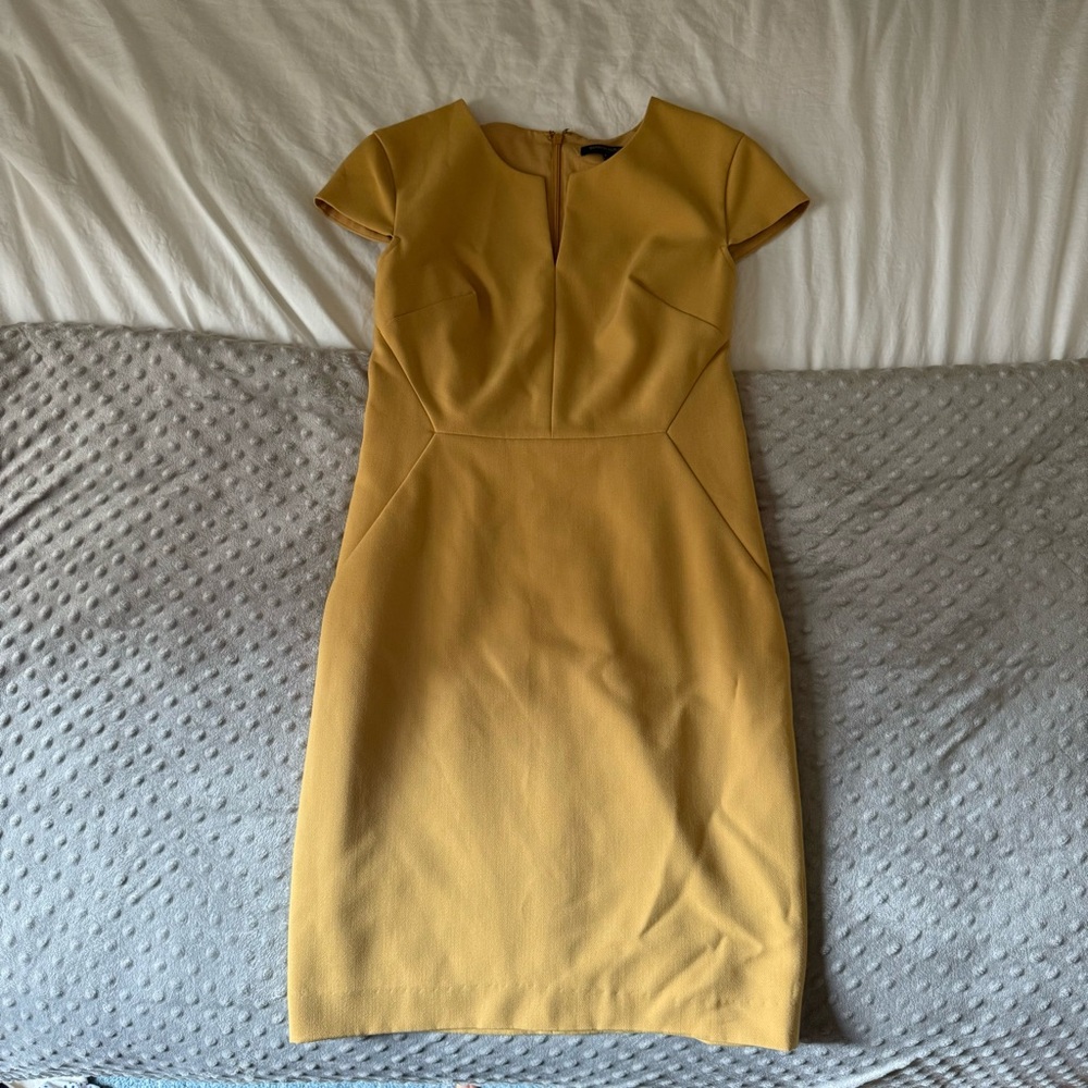 Banana Republic dress Yellow petite